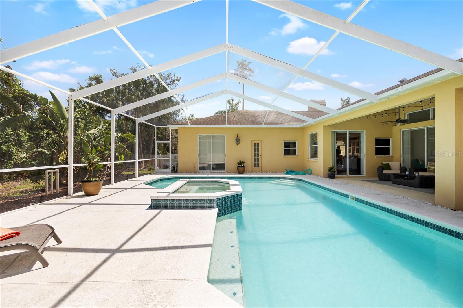 RIVER RIDGE RESERVE - Residential