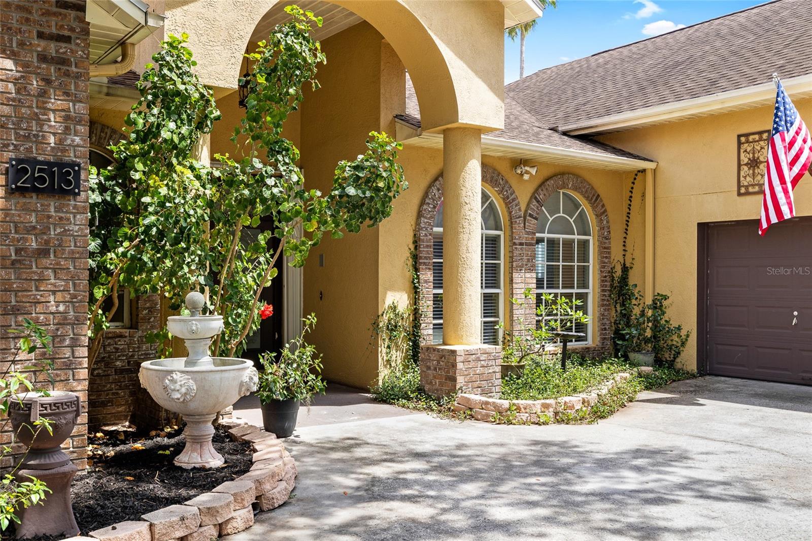 2513 REGAL RIVER ROAD