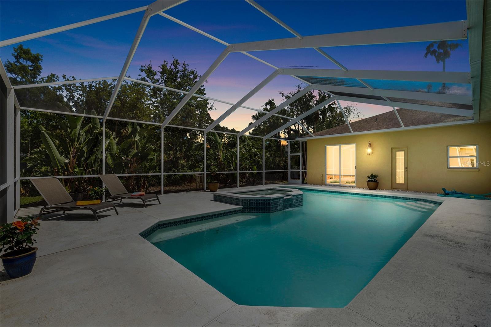 RIVER RIDGE RESERVE - Residential