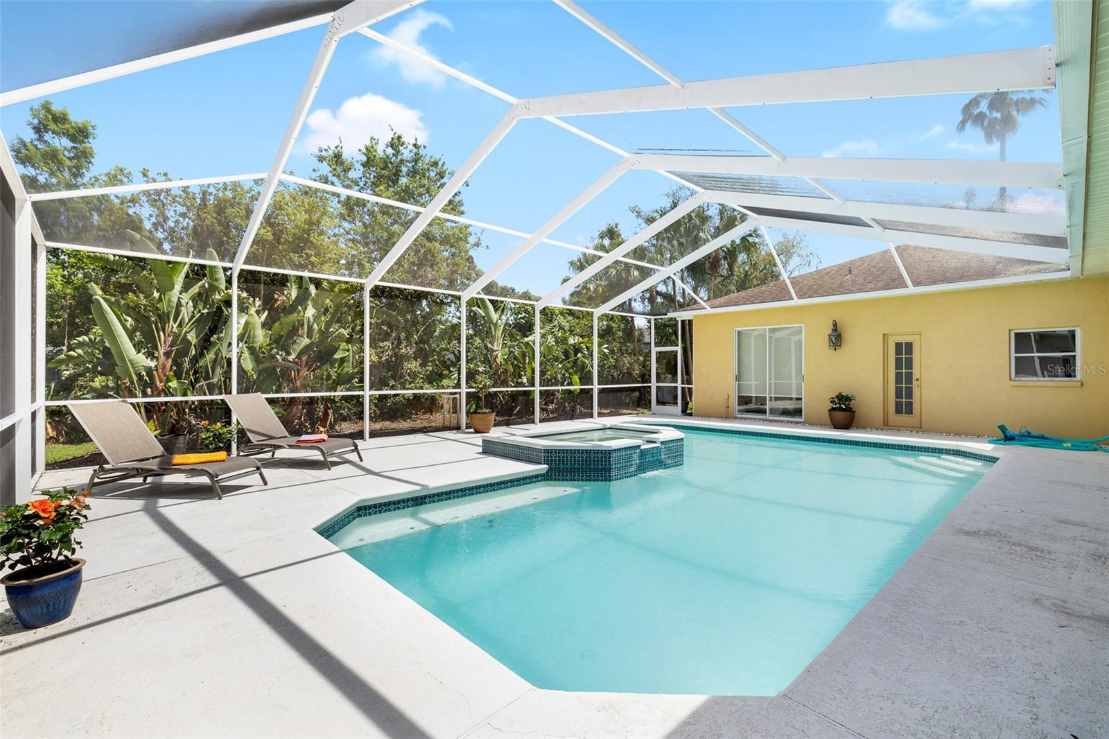 RIVER RIDGE RESERVE - Residential