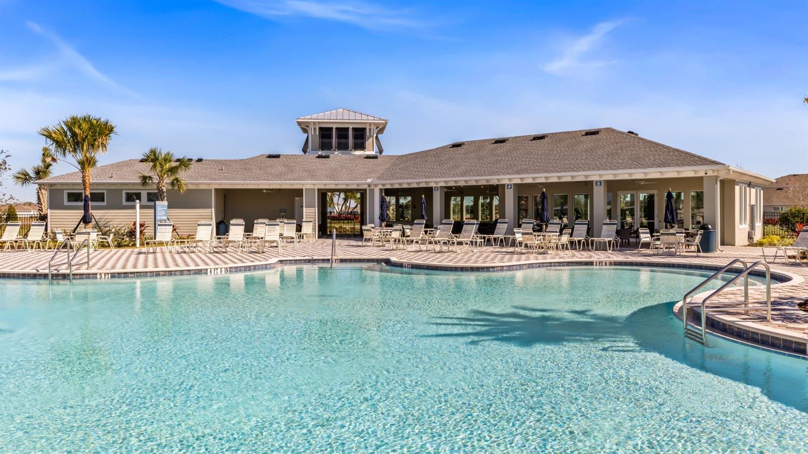 BELLA LAGO - Residential
