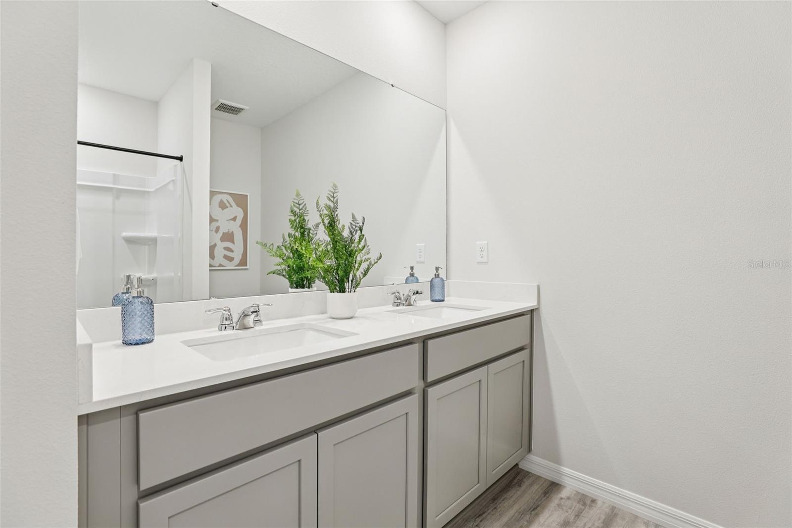 BRADBURY CREEK - Residential