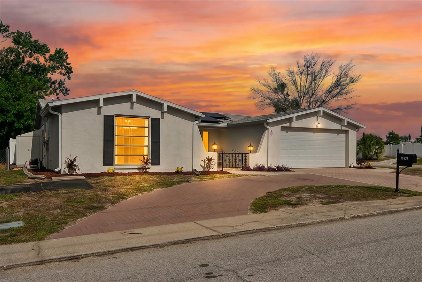 9205 GRAY FOX LANE
