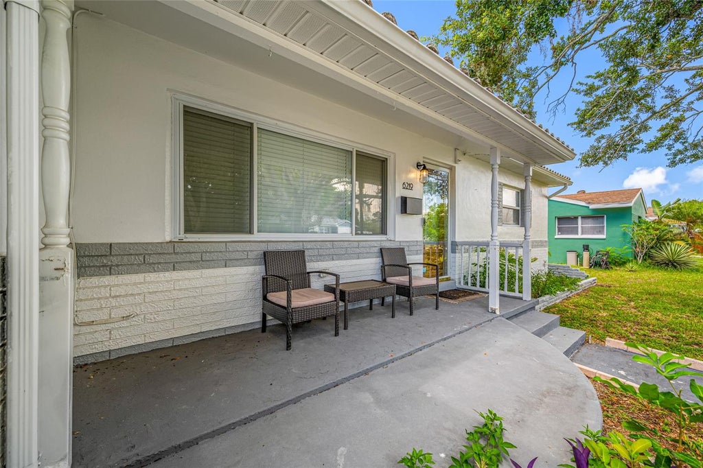 Photo of 6219 Hampton Drive N, St Petersburg, FL 33710 (MLS # TB8541208)