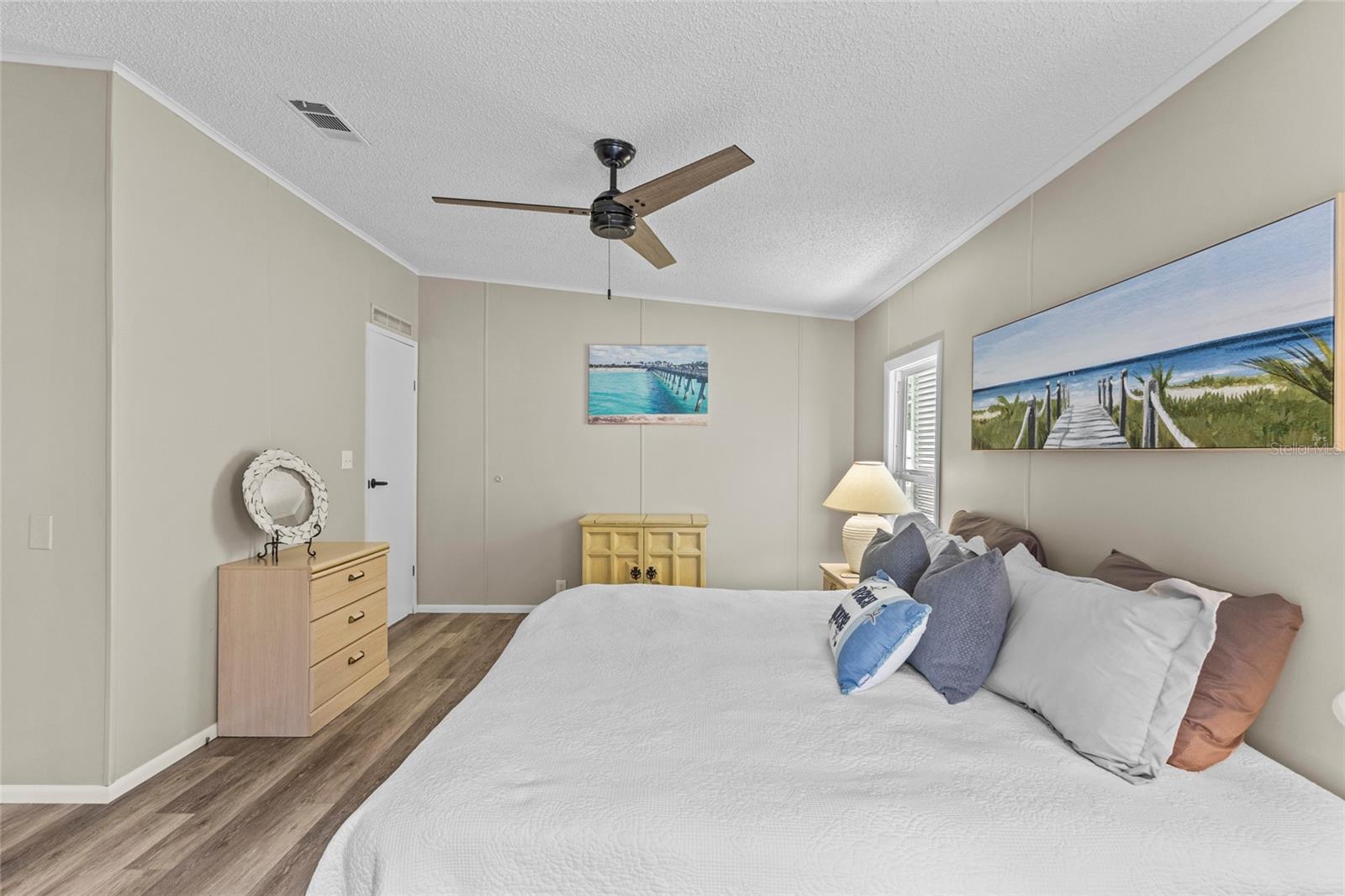 LA CASA MHP CO-OP - Residential Lease