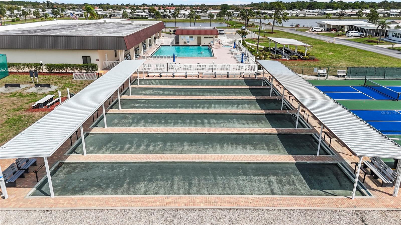 LA CASA MHP CO-OP - Residential Lease