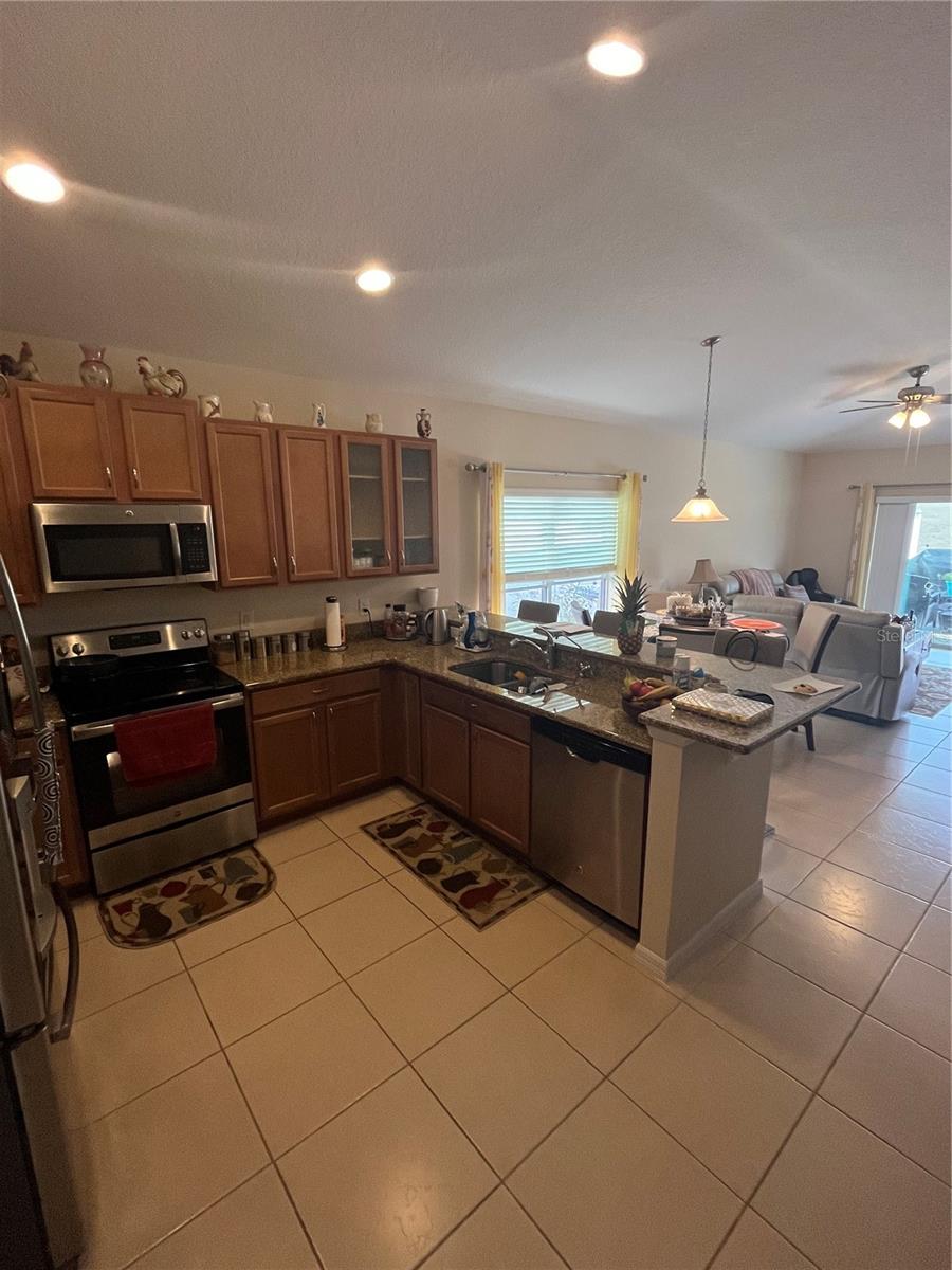 LAUREL ESTATES - Residential Lease