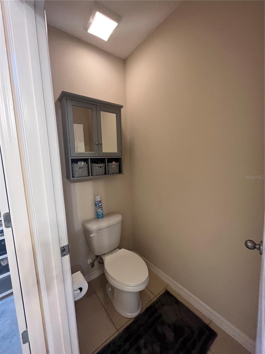 LAUREL ESTATES - Residential Lease