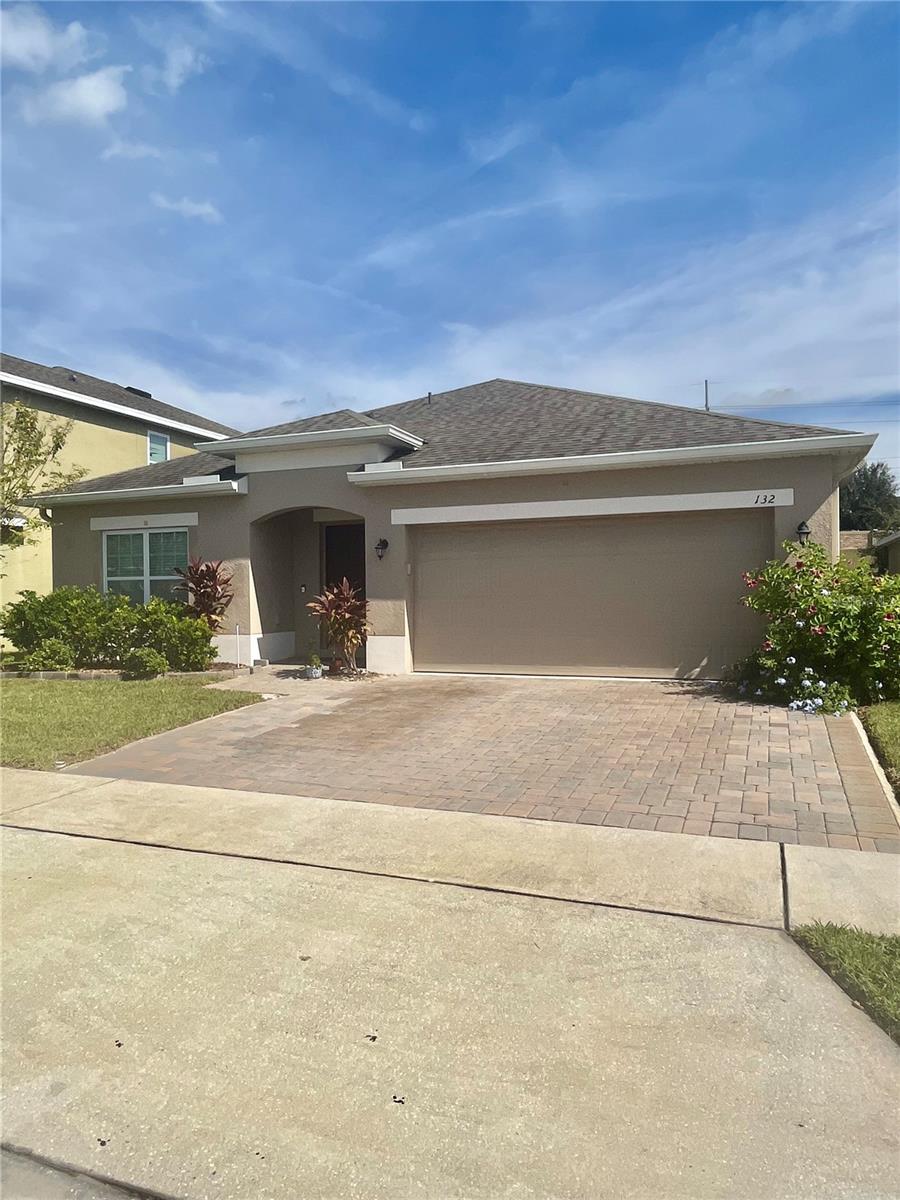 LAUREL ESTATES - Residential Lease