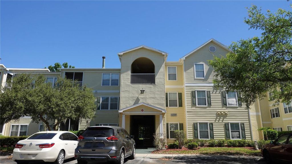 Photo of 18281 Bridle Club Drive #18281, Tampa, FL 33647 (MLS # TB8488932)