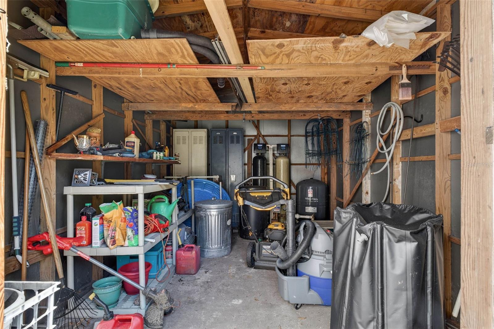 FORT KING ACRES - Residential