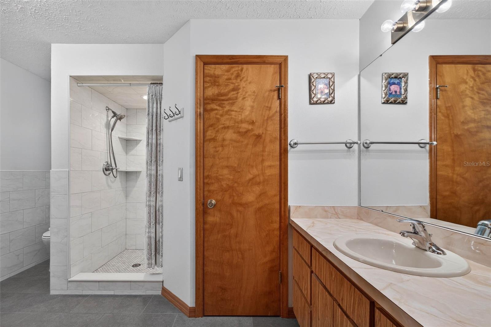 FORT KING ACRES - Residential