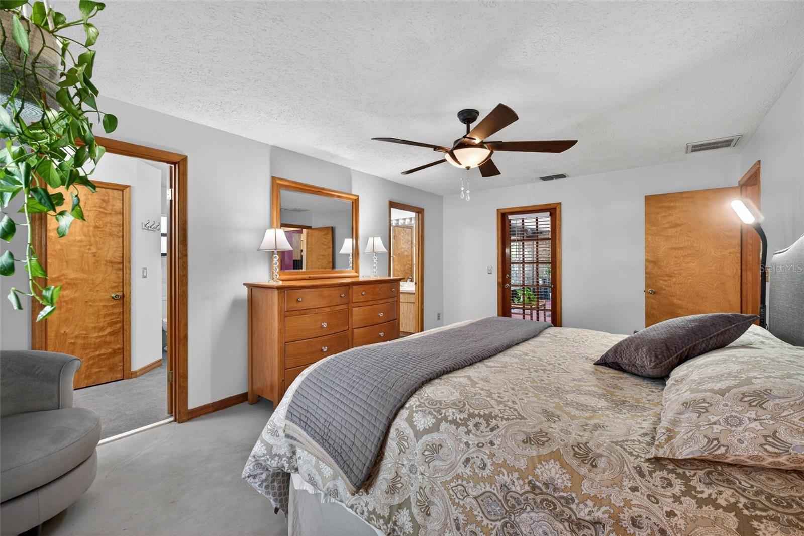 FORT KING ACRES - Residential