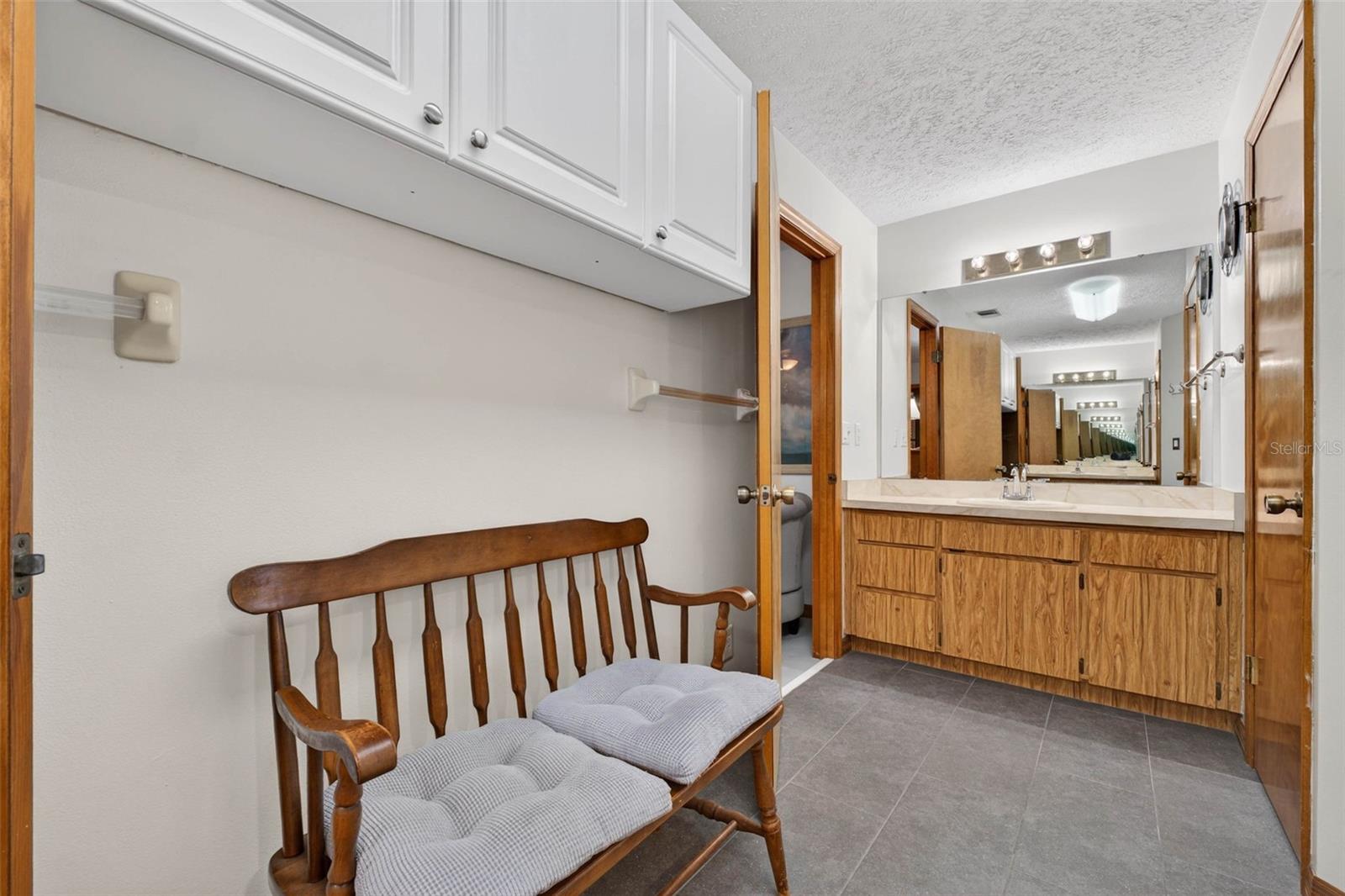 FORT KING ACRES - Residential