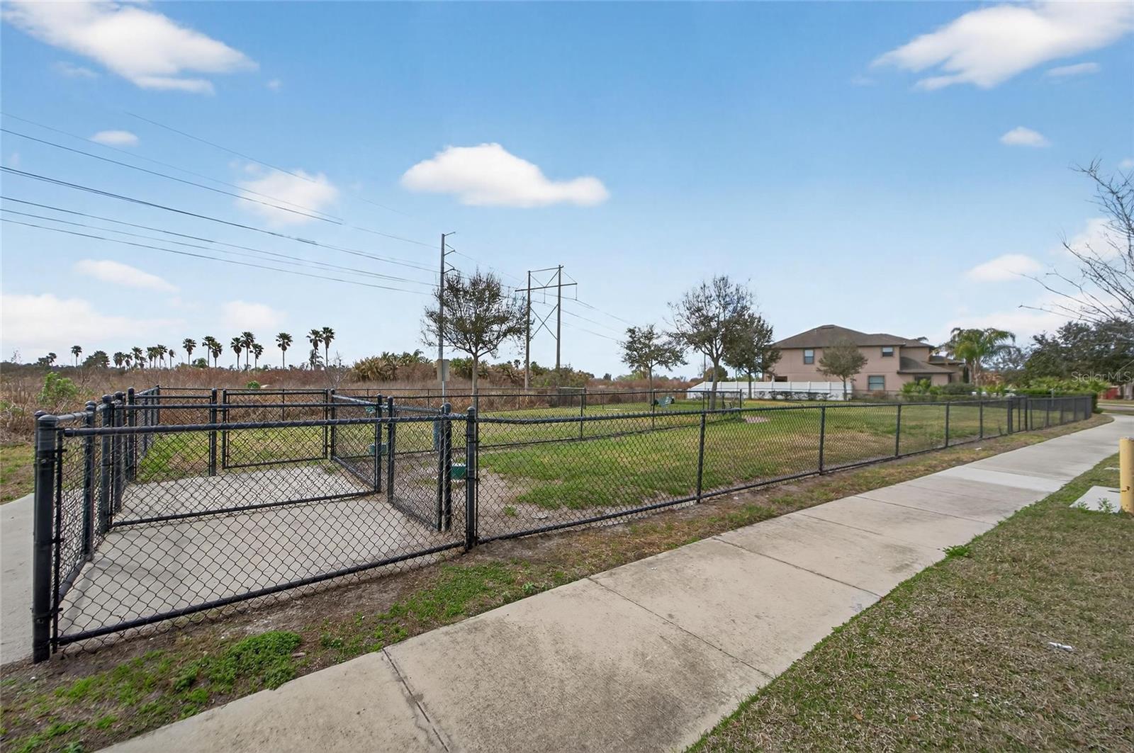 SOUTH FORK TR N - Residential