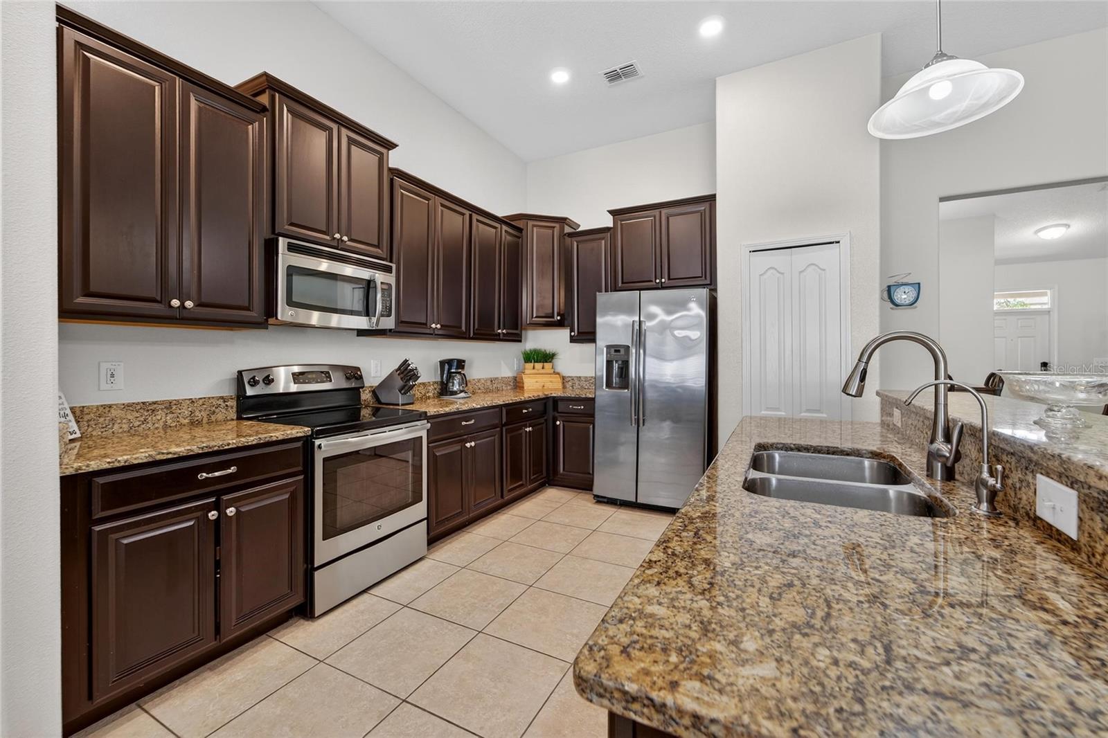 SOUTH FORK TR N - Residential