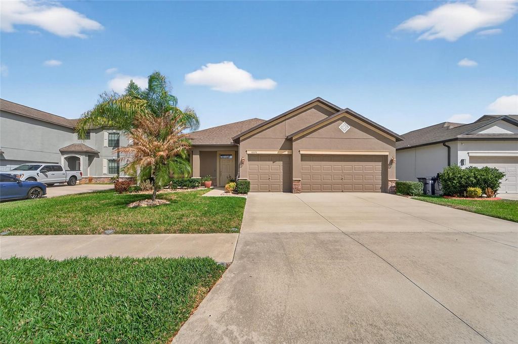 Photo of 11628 Brighton Knoll Loop, Riverview, FL 33579 (MLS # TB8483669)