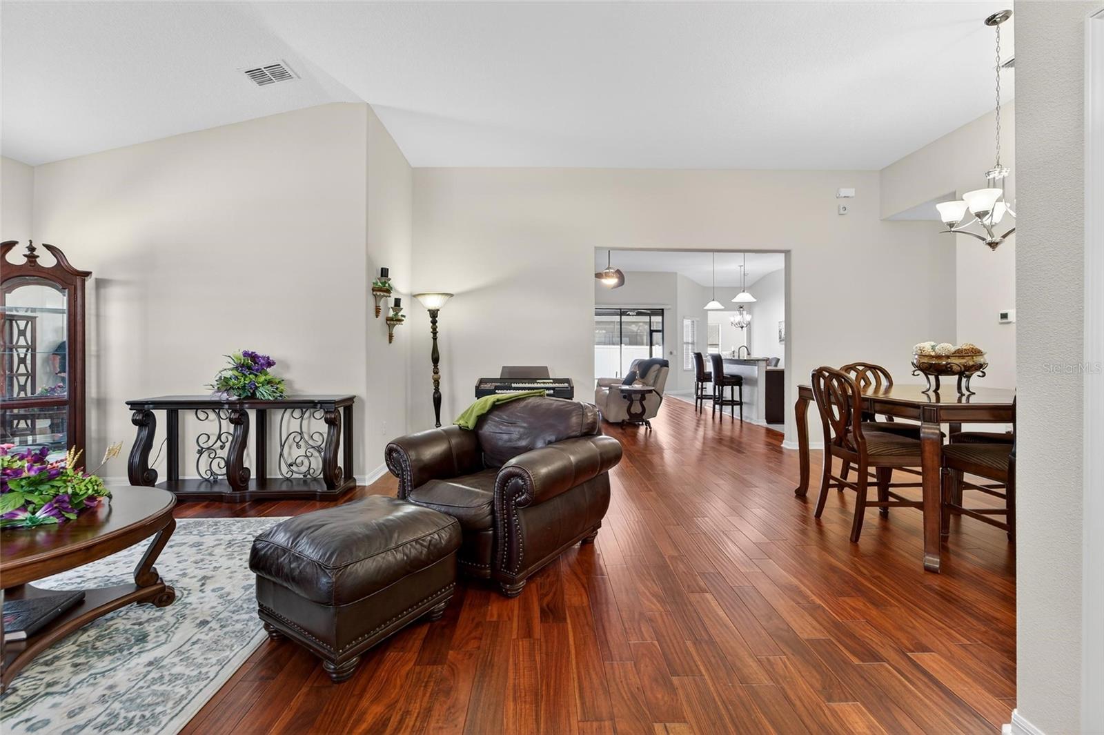 SOUTH FORK TR N - Residential