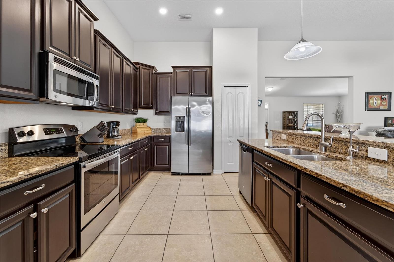 SOUTH FORK TR N - Residential