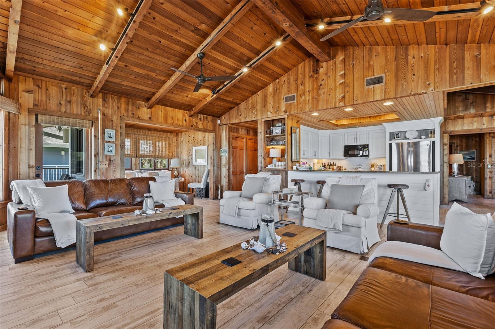 SILVER SANDS SEC D - Residential