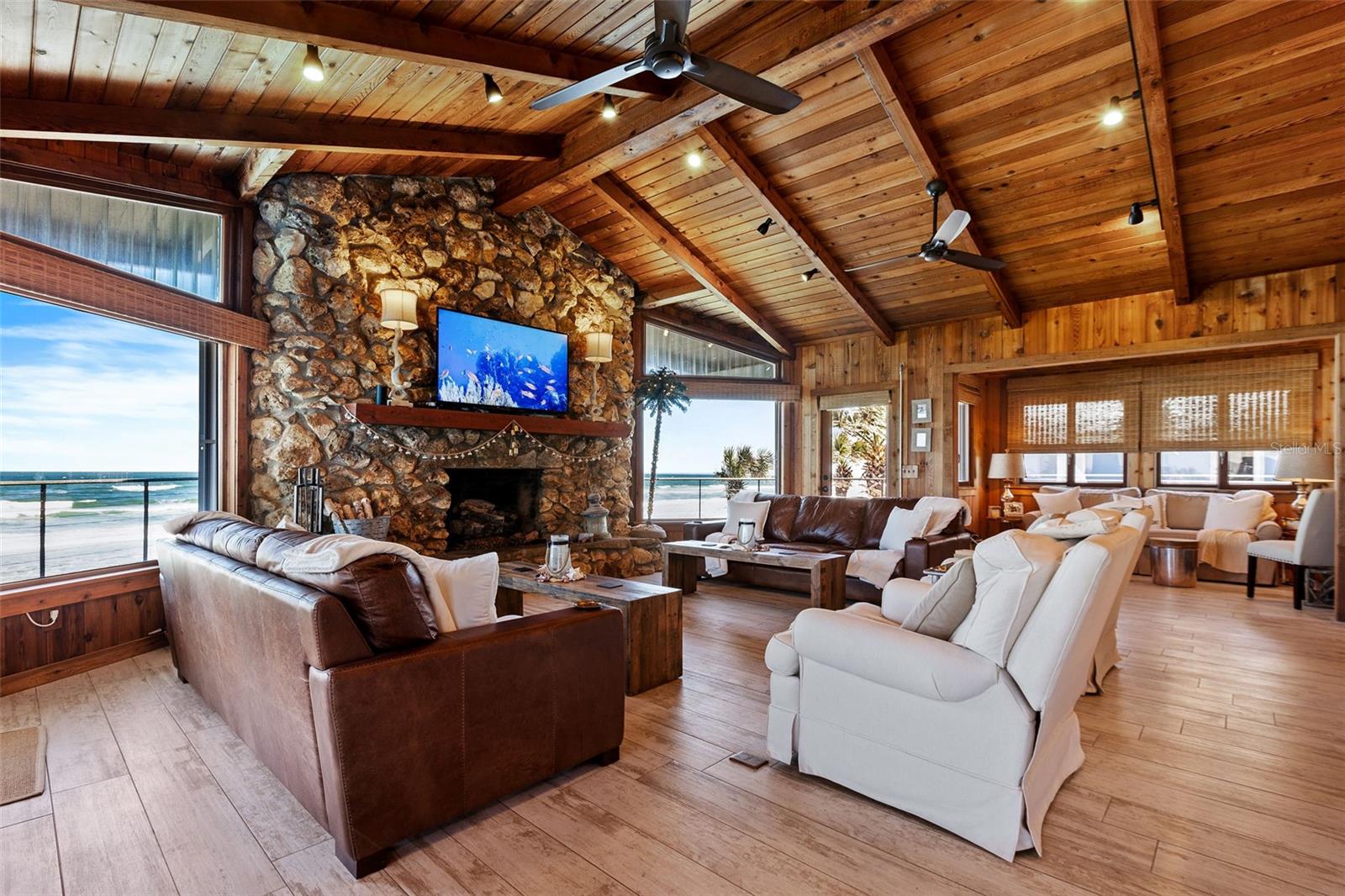 SILVER SANDS SEC D - Residential