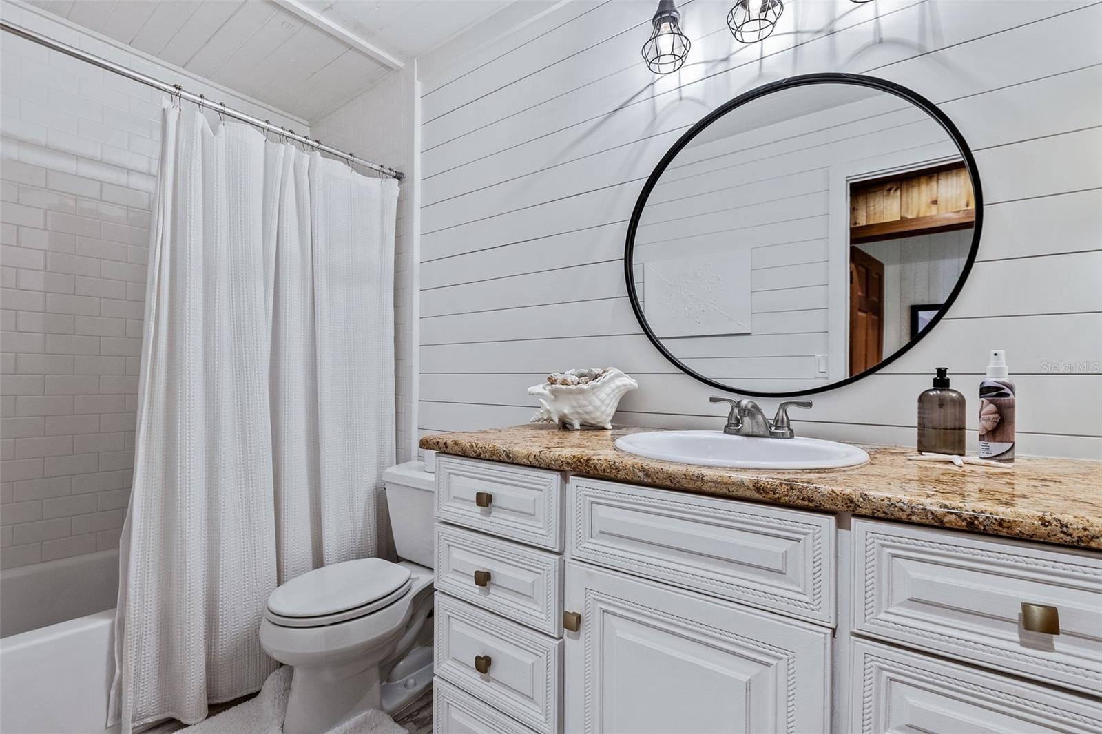 SILVER SANDS SEC D - Residential