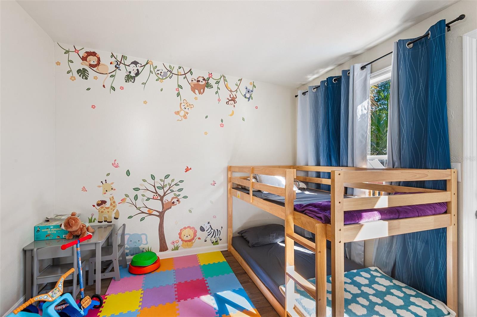 AUBURNDALE HEIGHTS - Residential