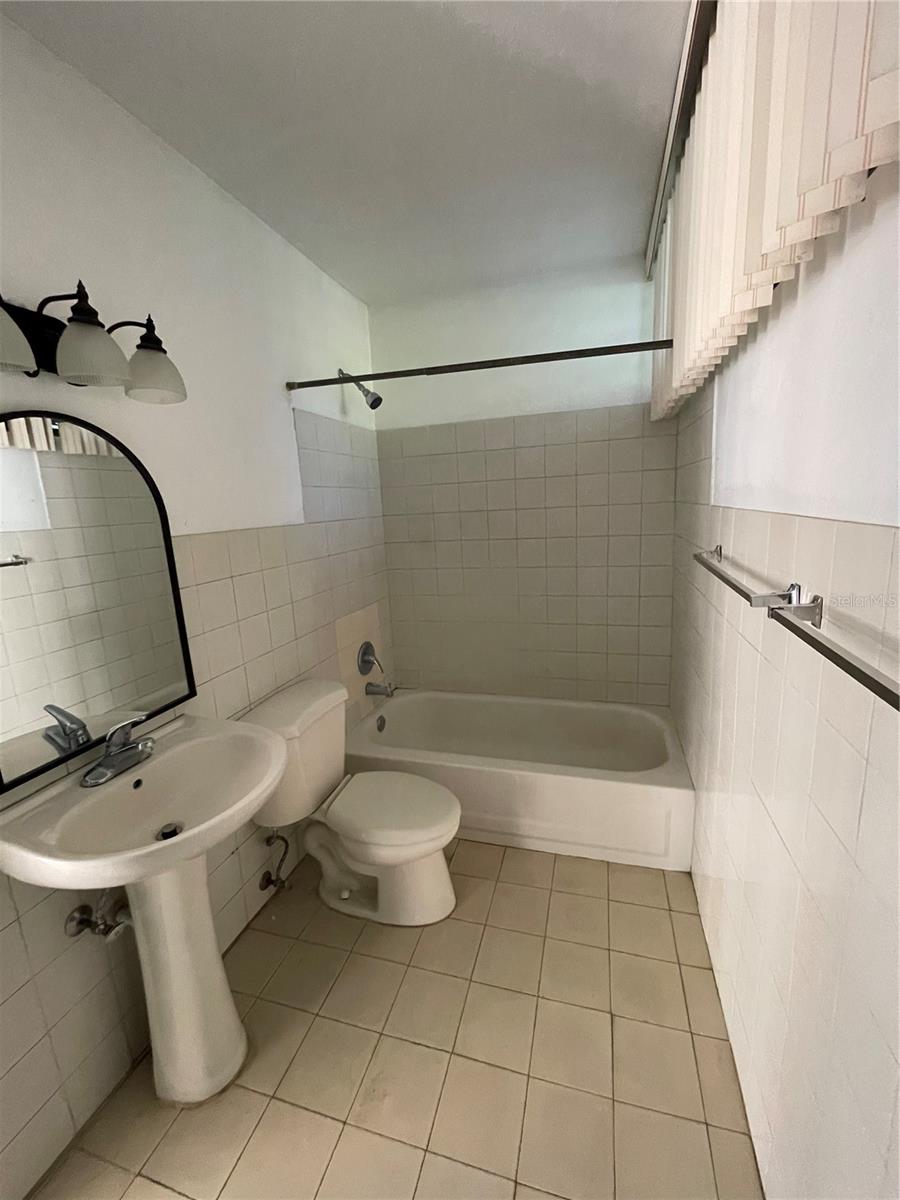 CONDO JOM APARTMENTS, CAGUAS, PR - Residential