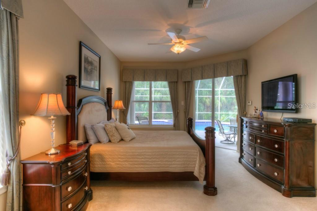 TAMPA PALMS - Residential