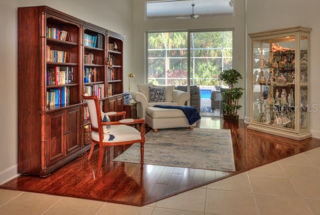 TAMPA PALMS - Residential