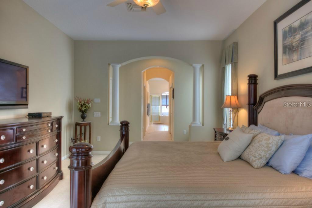 TAMPA PALMS - Residential