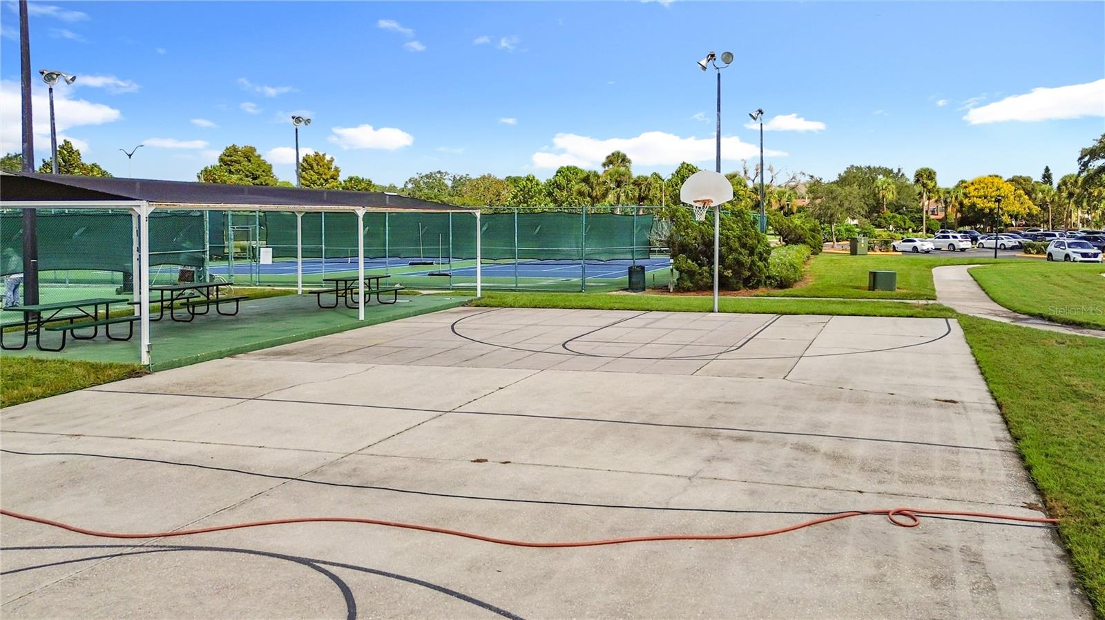 OASIS 02 CONDO PH 04 - Residential Lease