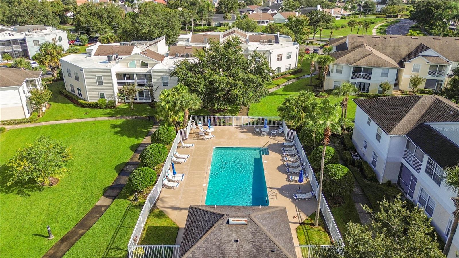 OASIS 02 CONDO PH 04 - Residential Lease