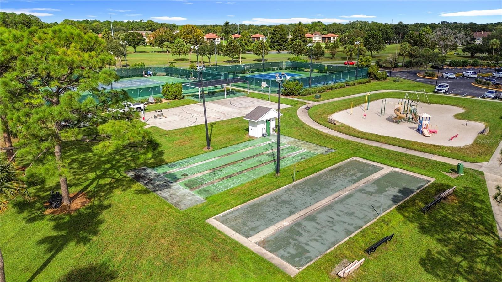 OASIS 02 CONDO PH 04 - Residential Lease