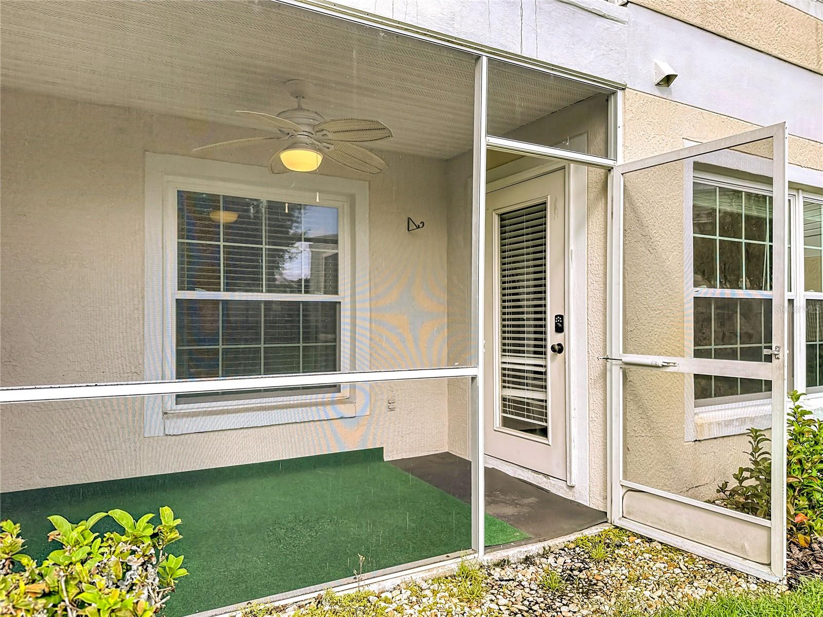 OASIS 02 CONDO PH 04 - Residential Lease