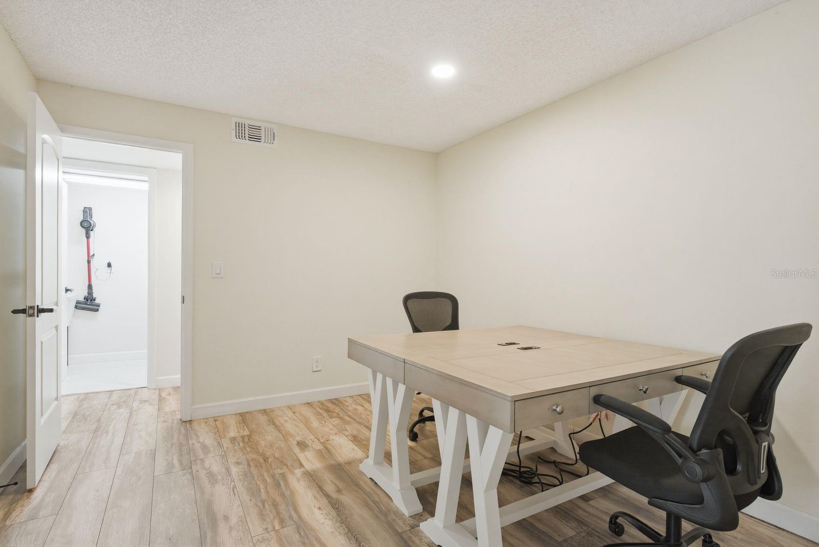 EAGLES LANDING CONDO - Residential