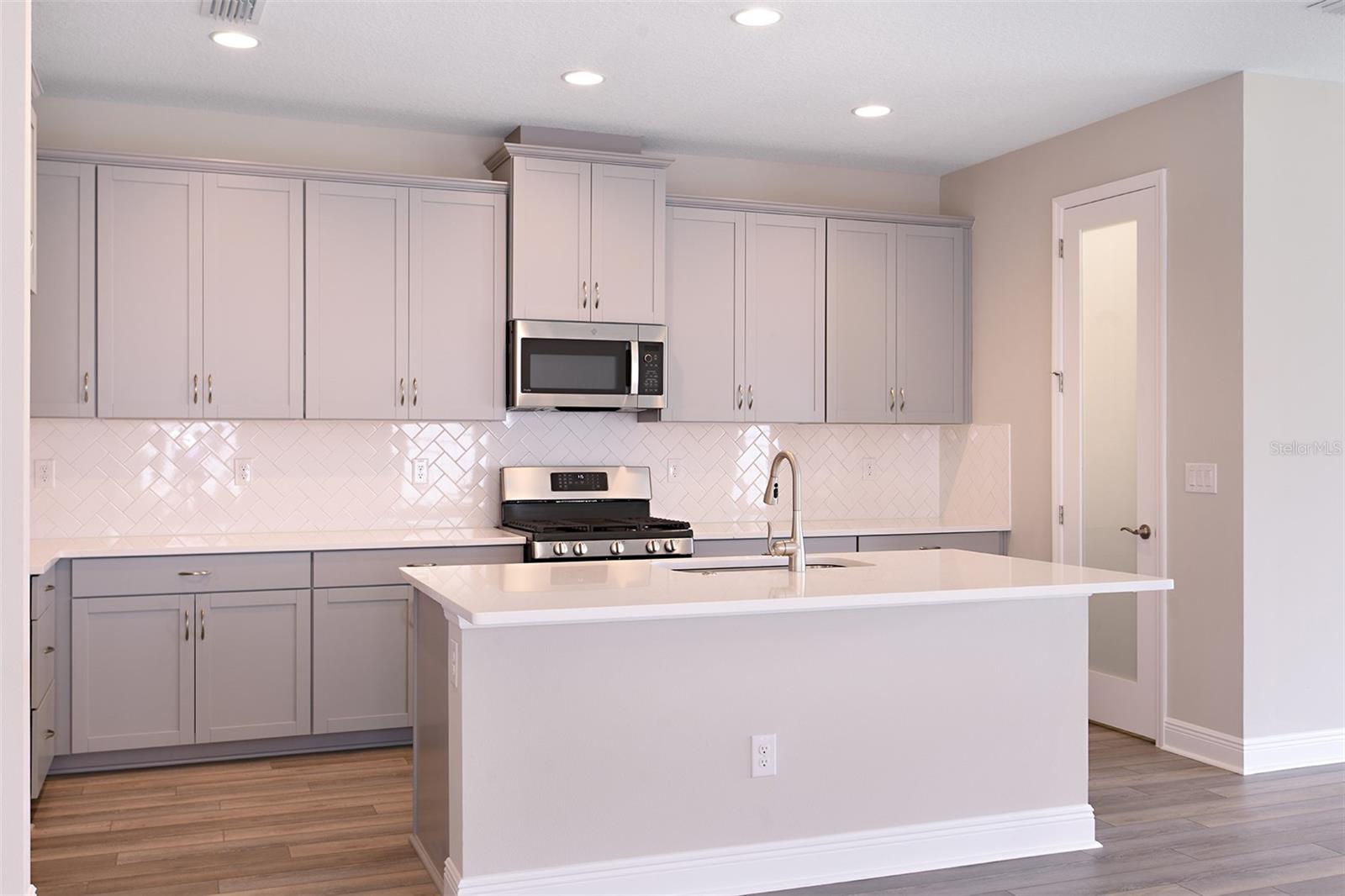 HINTON HAWKSTONE PHASE 1A2 - Residential