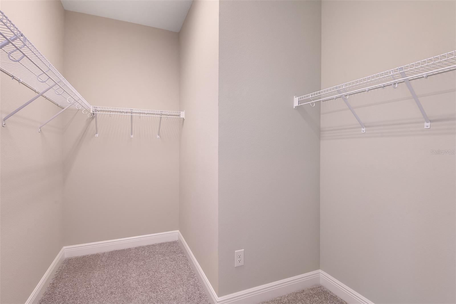 HINTON HAWKSTONE PHASE 1A2 - Residential