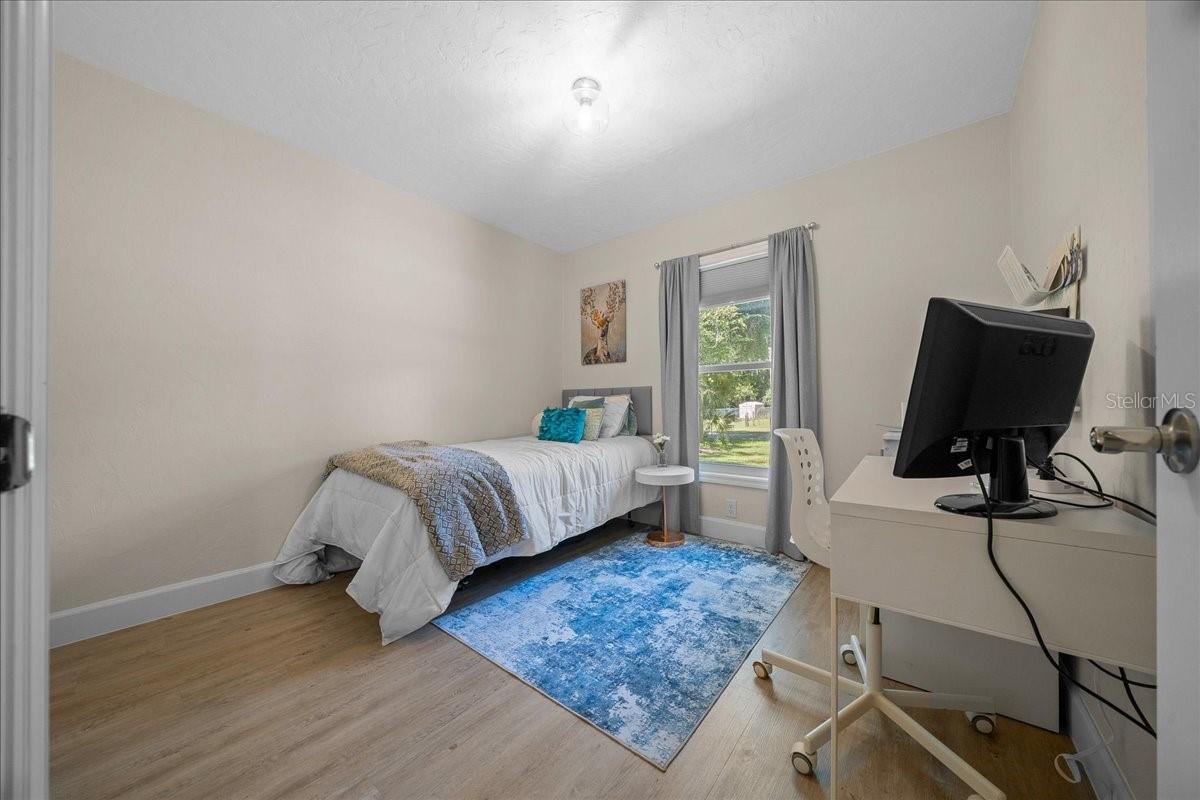 MEADOWLAWN ADD - Residential