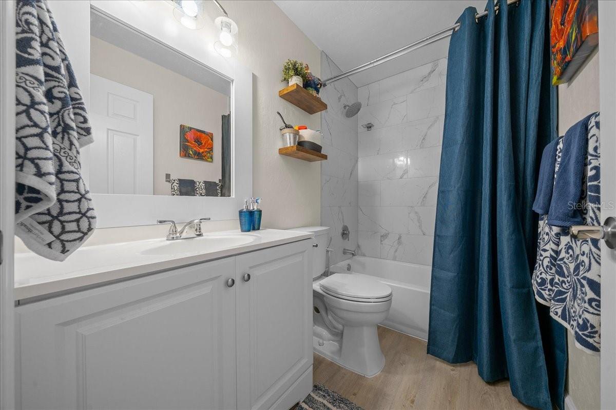 MEADOWLAWN ADD - Residential