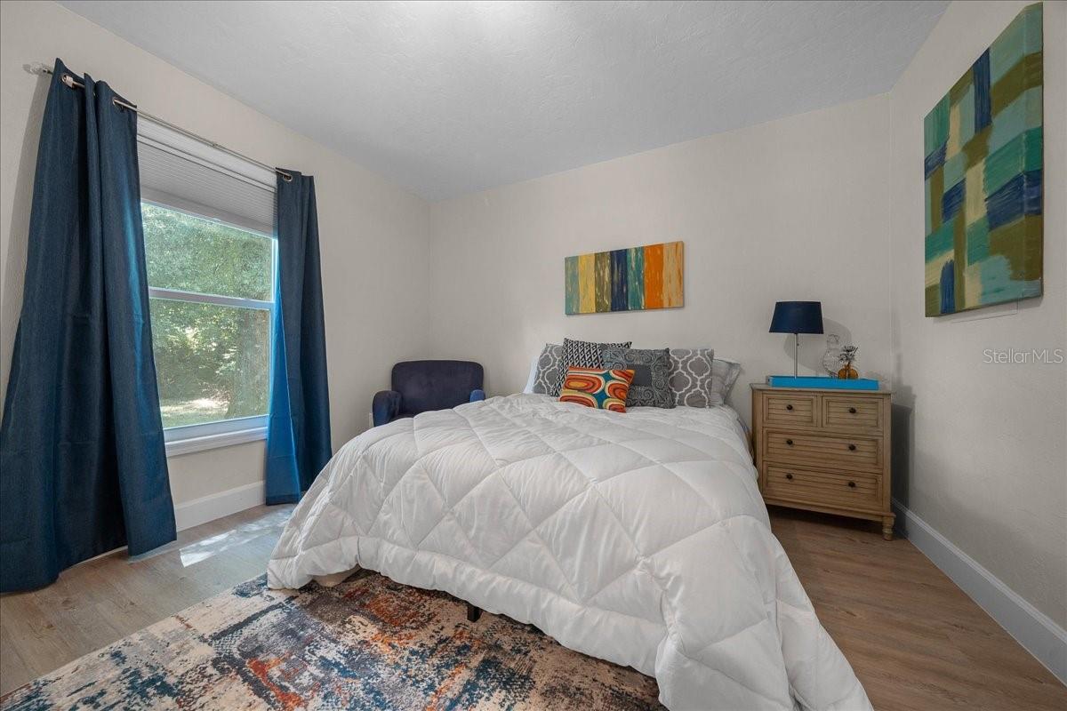 MEADOWLAWN ADD - Residential