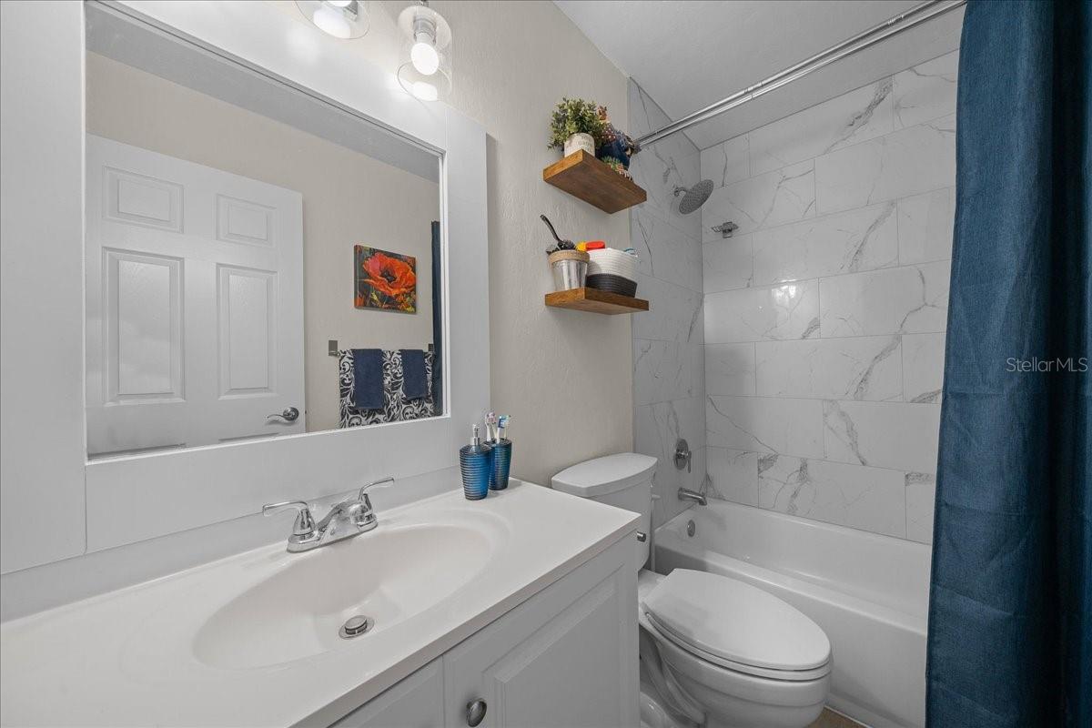 MEADOWLAWN ADD - Residential