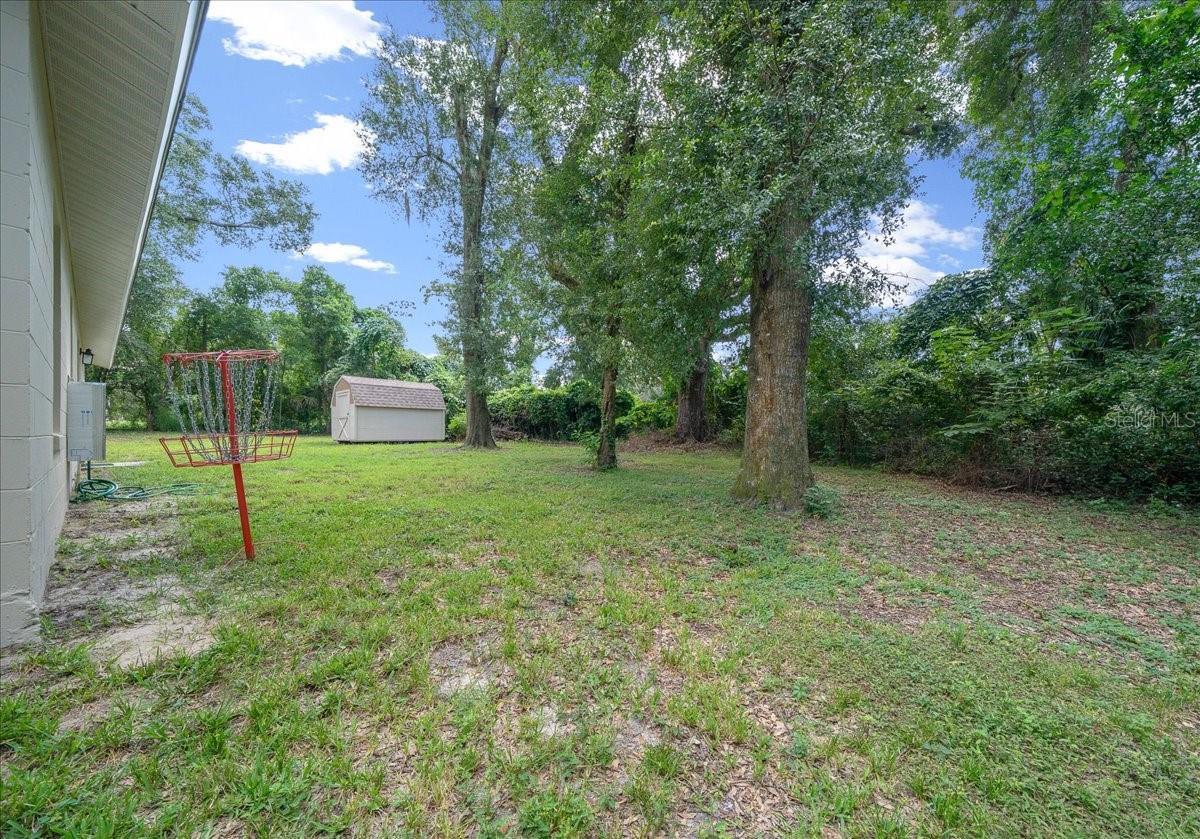 MEADOWLAWN ADD - Residential