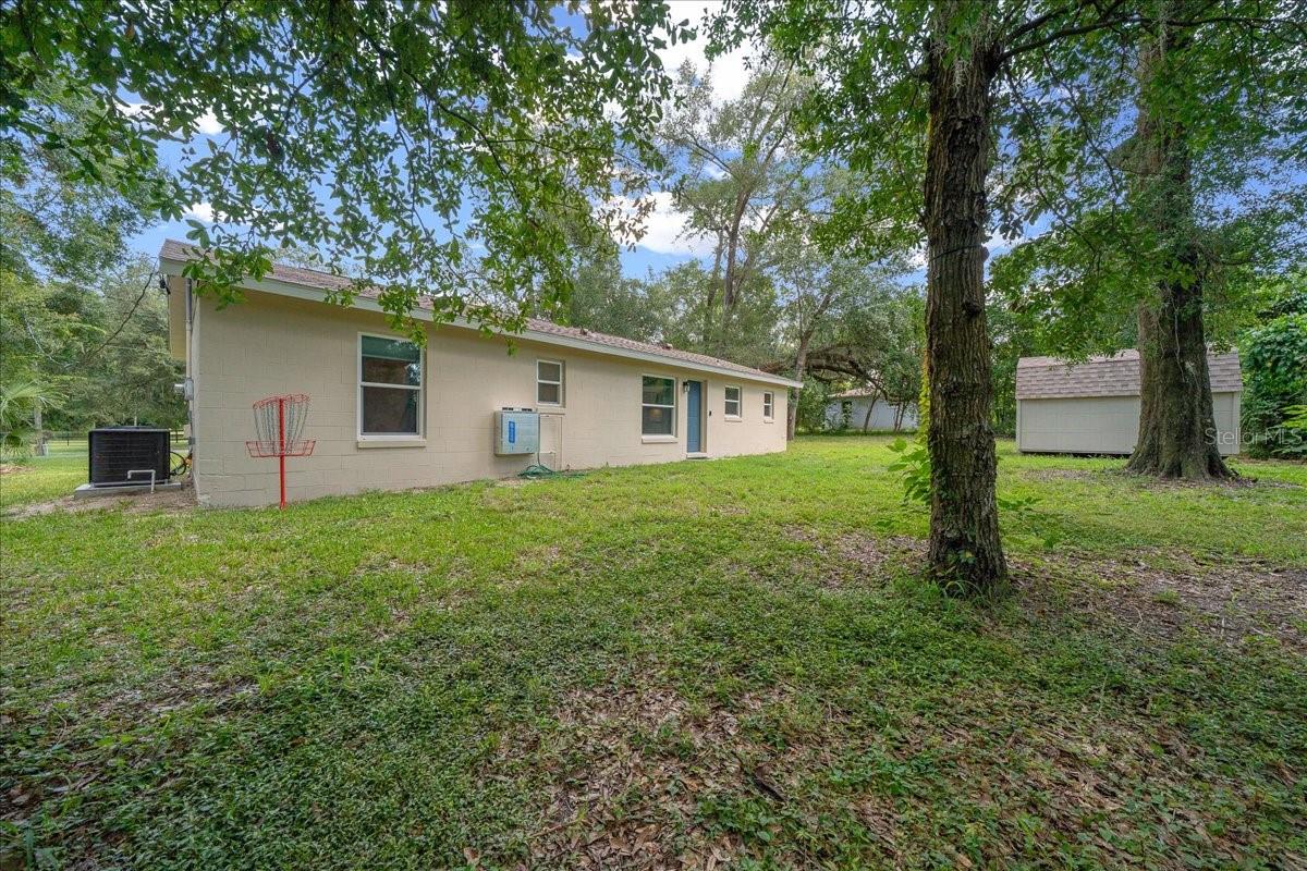 MEADOWLAWN ADD - Residential