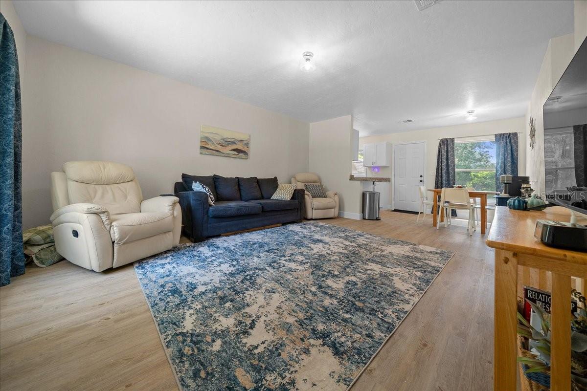 MEADOWLAWN ADD - Residential