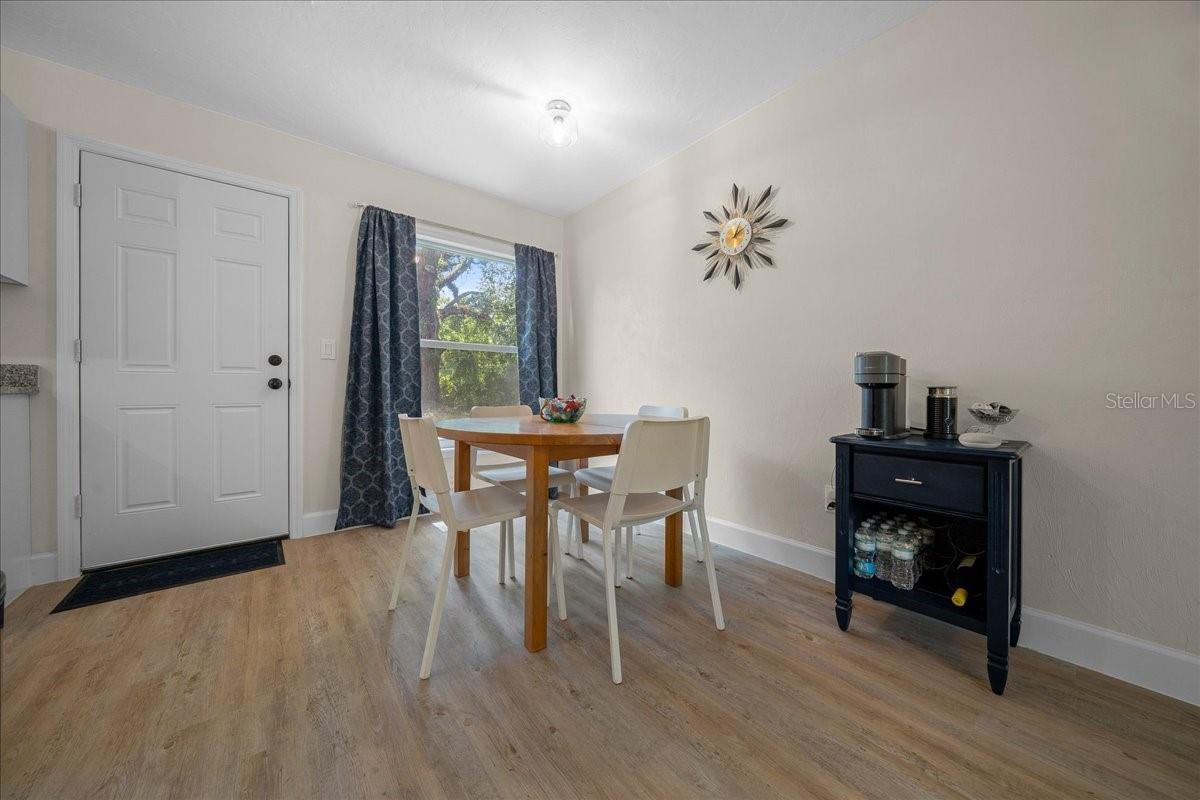 MEADOWLAWN ADD - Residential