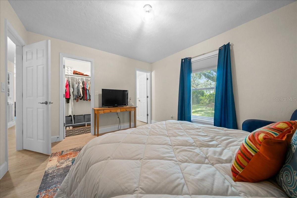 MEADOWLAWN ADD - Residential