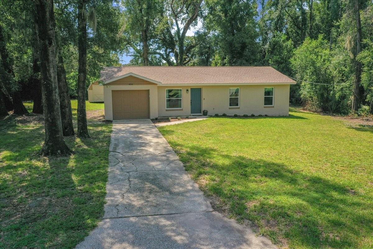 MEADOWLAWN ADD - Residential