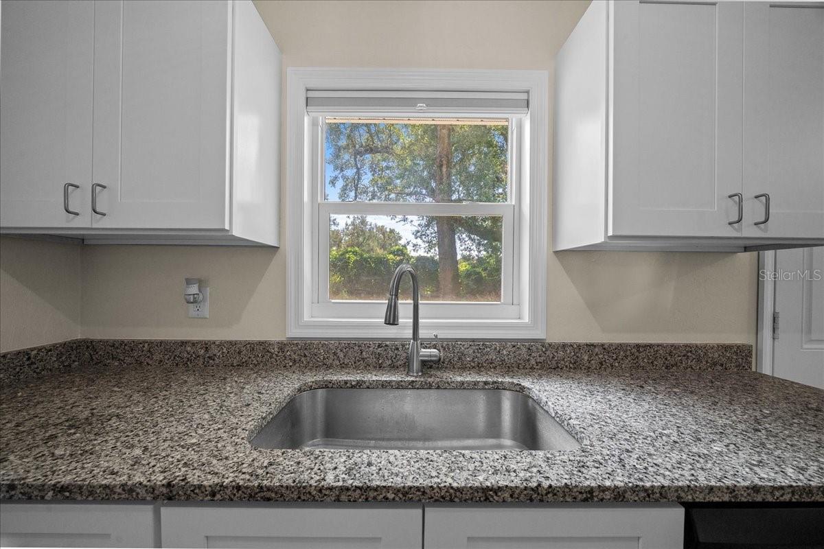 MEADOWLAWN ADD - Residential