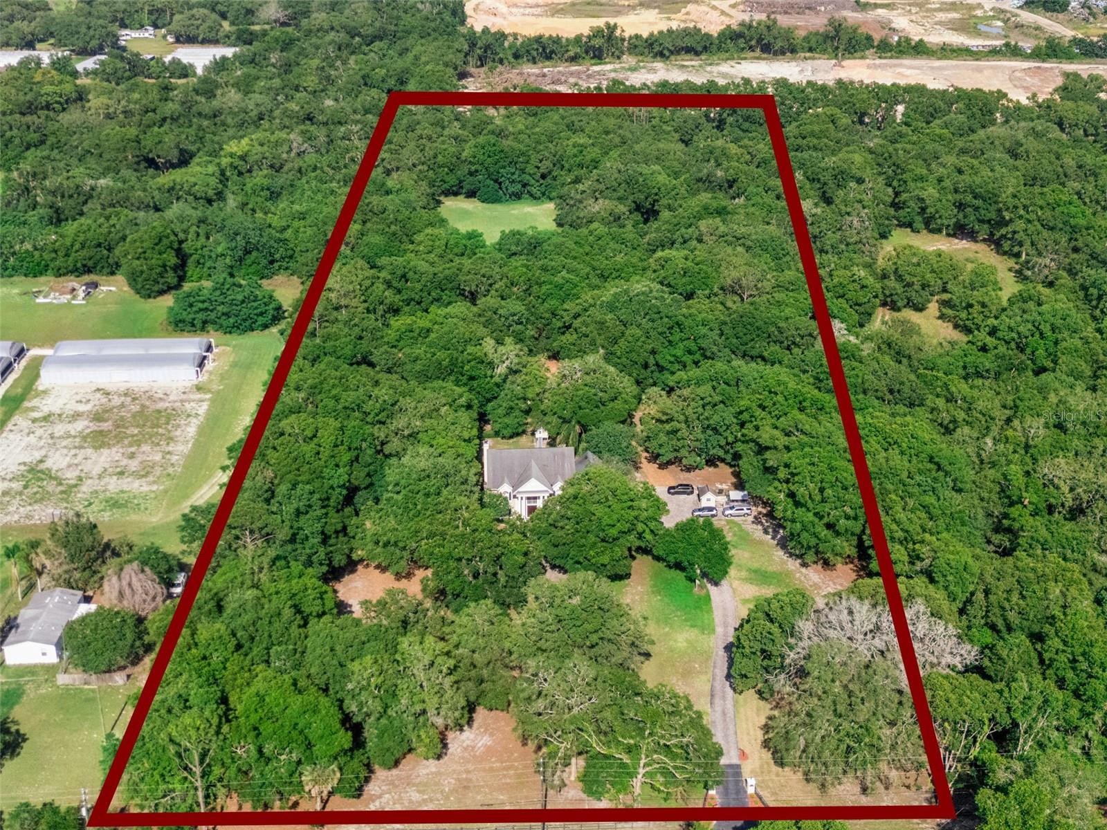 4275 ROUND LAKE ROAD